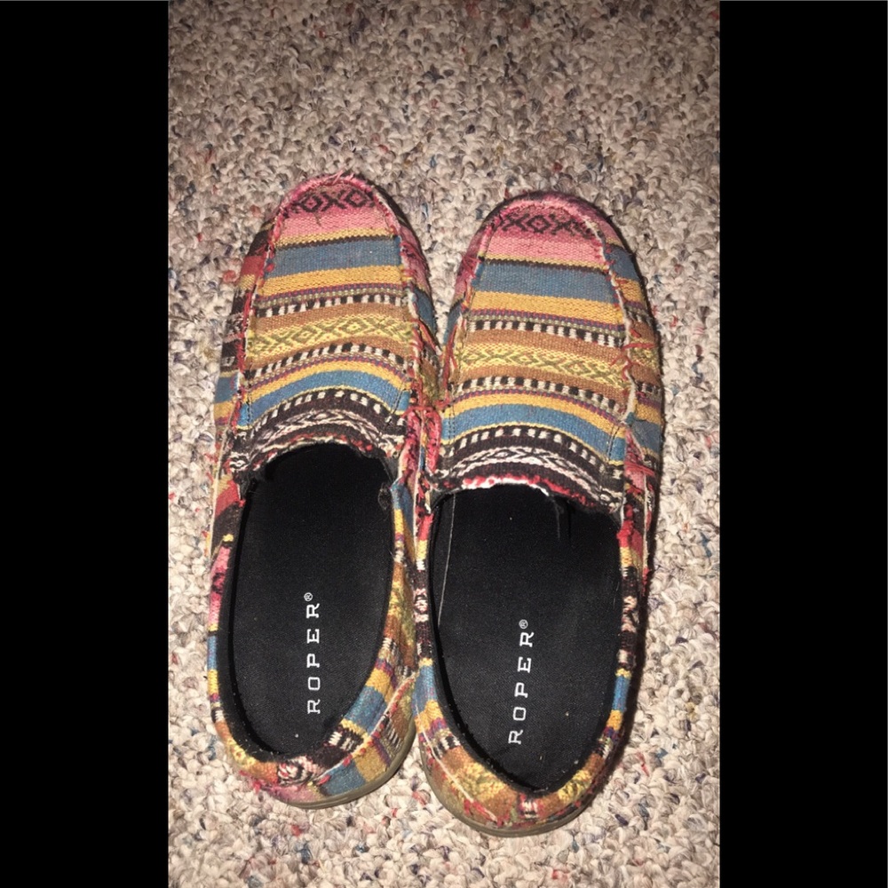 Serape shoes